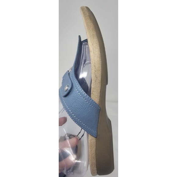 St John's Bay Women's Zion T-Strap Casual Sandal Size 12M Blue Faux Leather NWOT - Picture 7 of 11